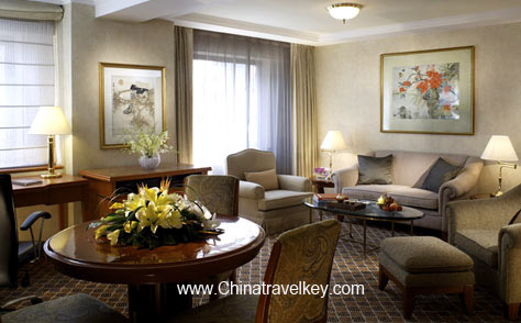 Guestroom of Traders Hotel Beijing