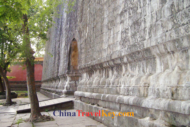 photo of nanjing ming tomb