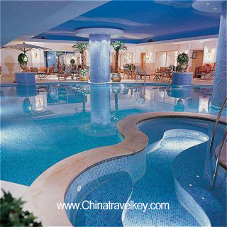 Pool of Crown Plaza Qingdao