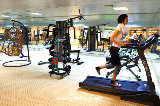 Gymnasium of Landscape Beach Hotel Sanya