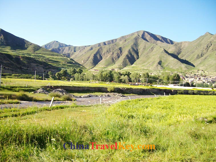 photo of xiahe view