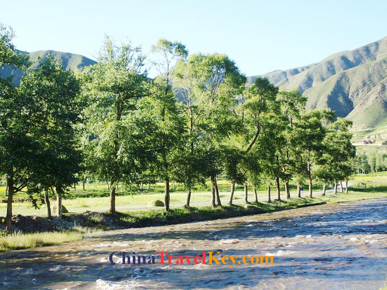 photo of xiahe view