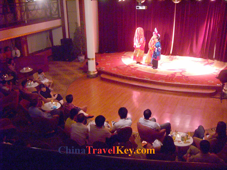 photo of oriental king ship performance